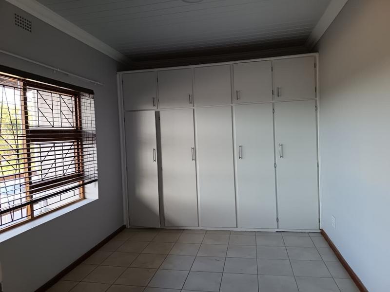 2 Bedroom Property for Sale in Albertinia Western Cape